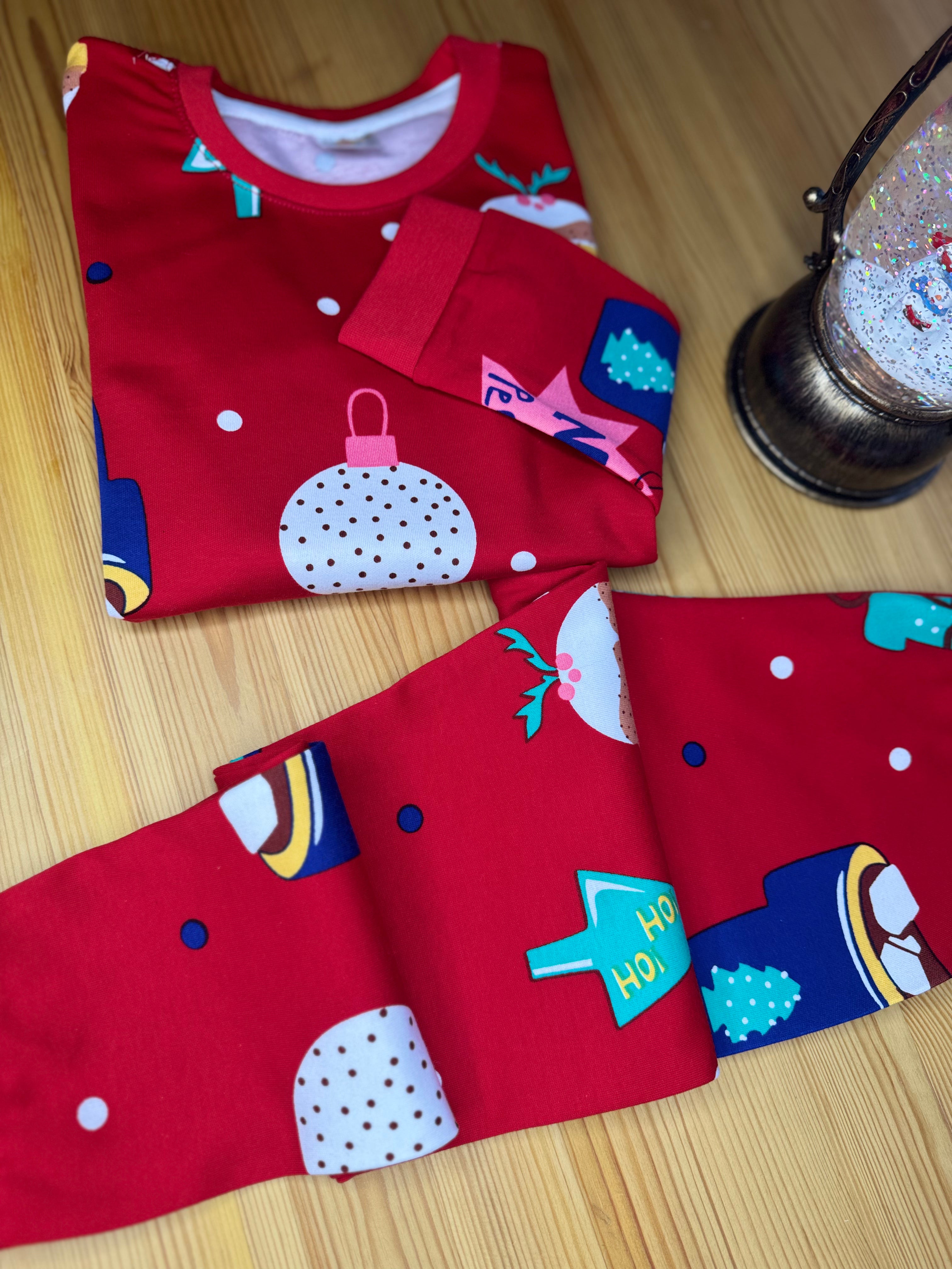 Yılbaşı Temalı Pijama Takımı