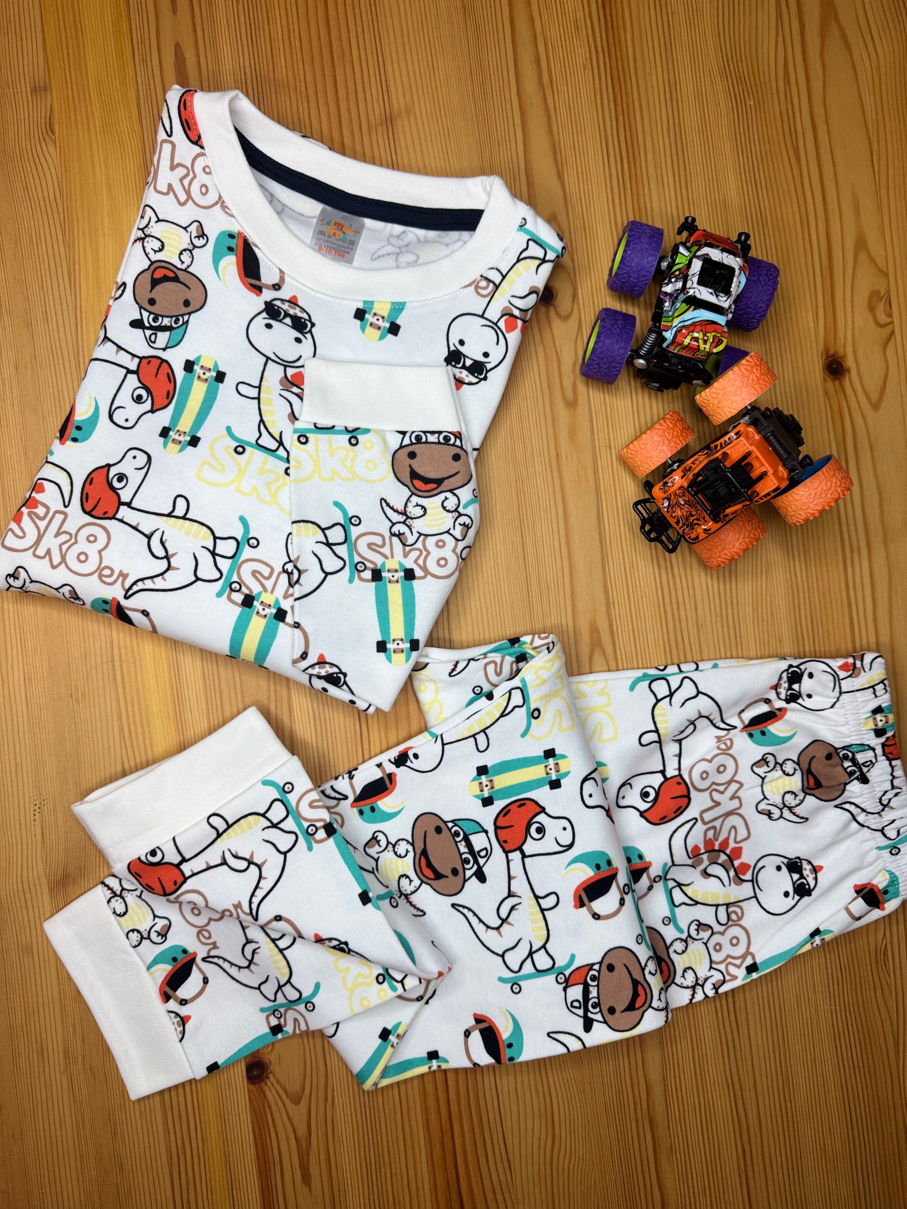 Dinozor Baskılı Pijama Takımı