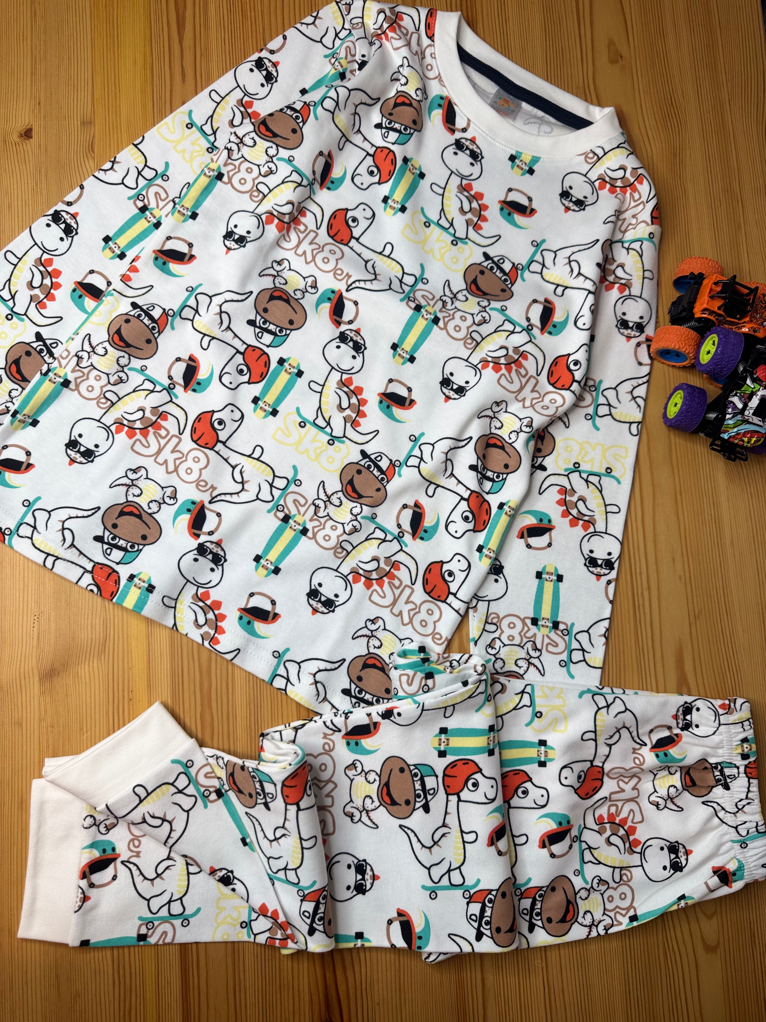 Dinozor Baskılı Pijama Takımı