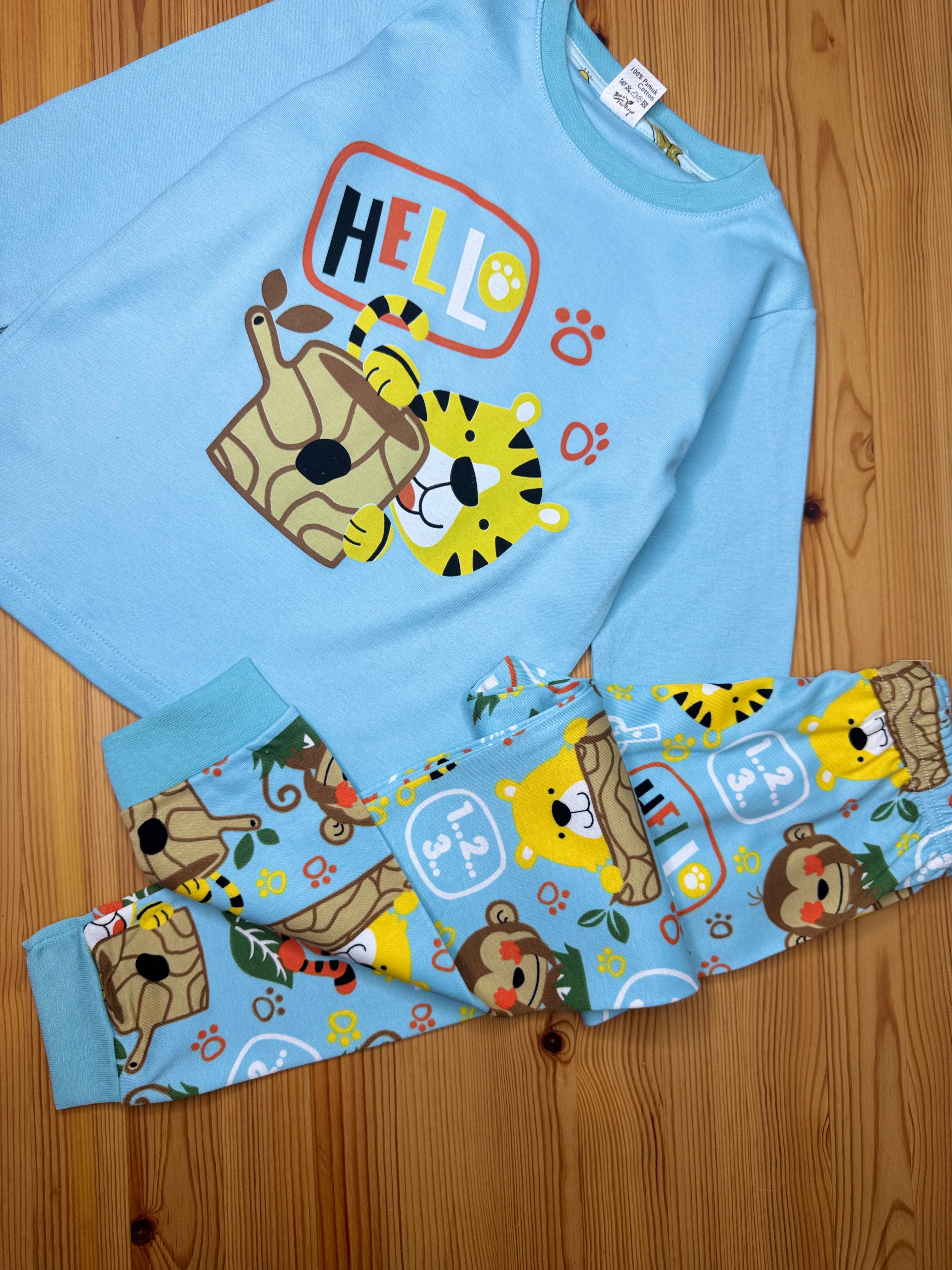 Hello Kaplan Baskılı Pijama Takımı