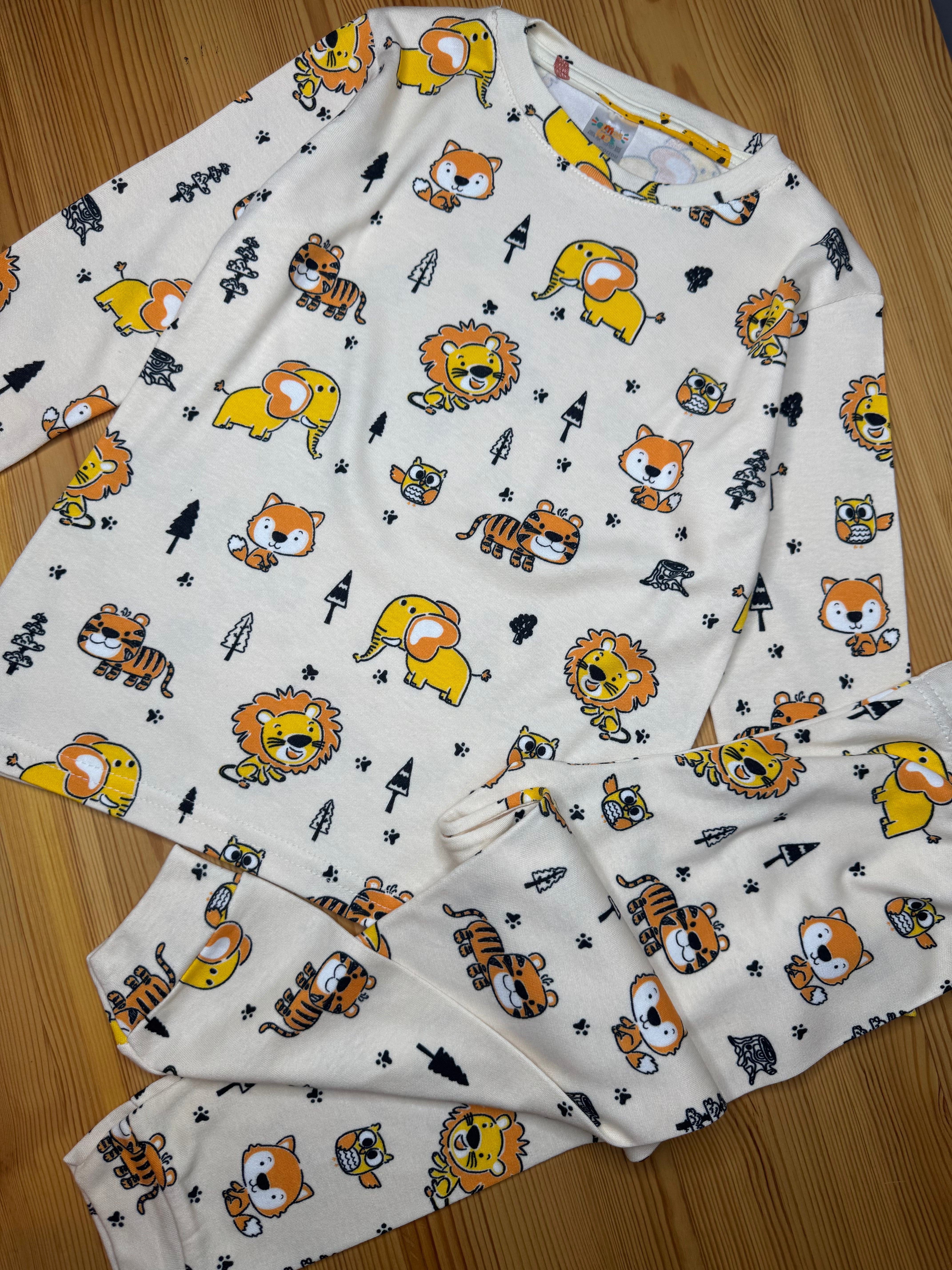 Aslan Baskılı Pijama Takımı