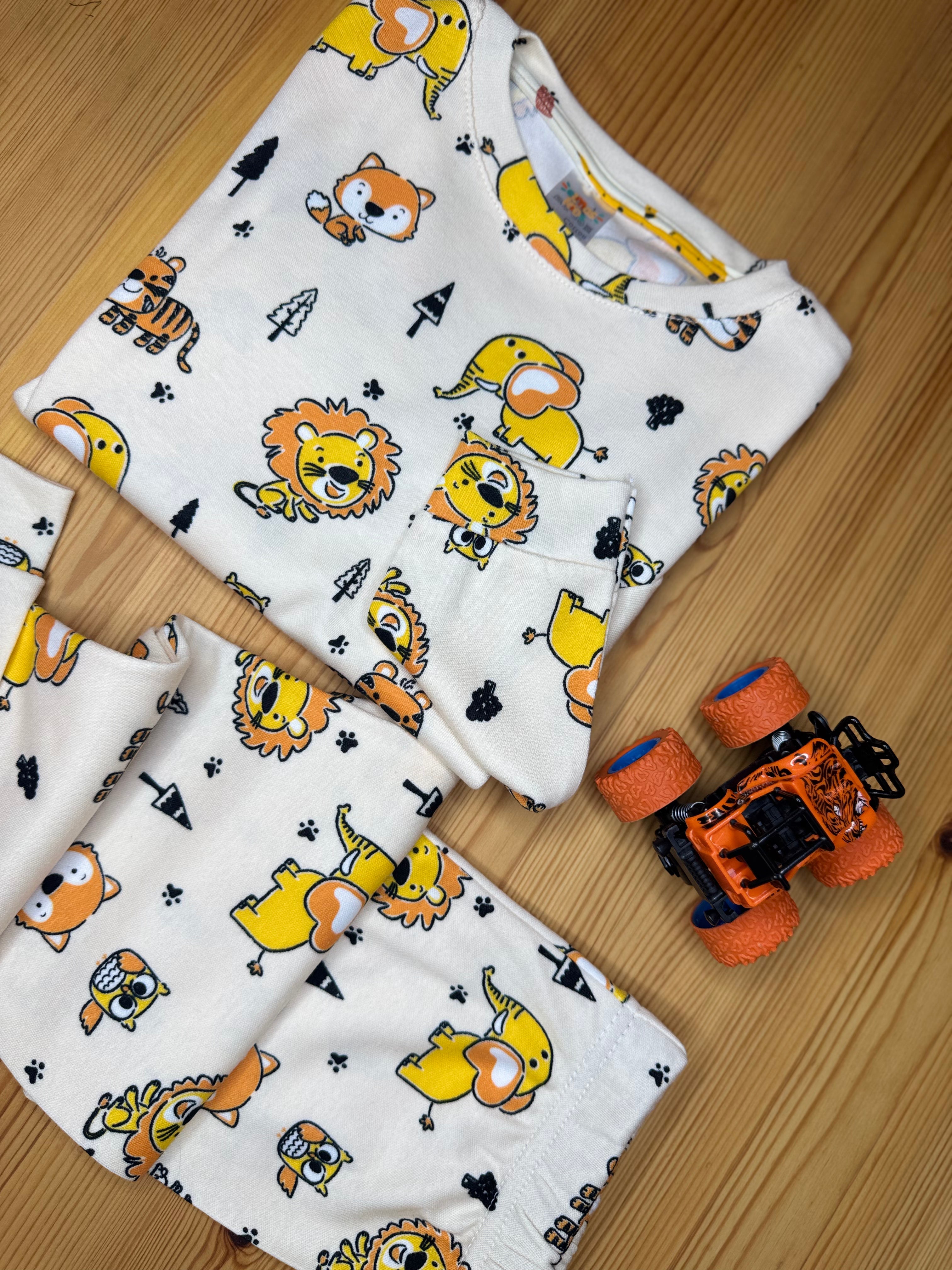 Aslan Baskılı Pijama Takımı