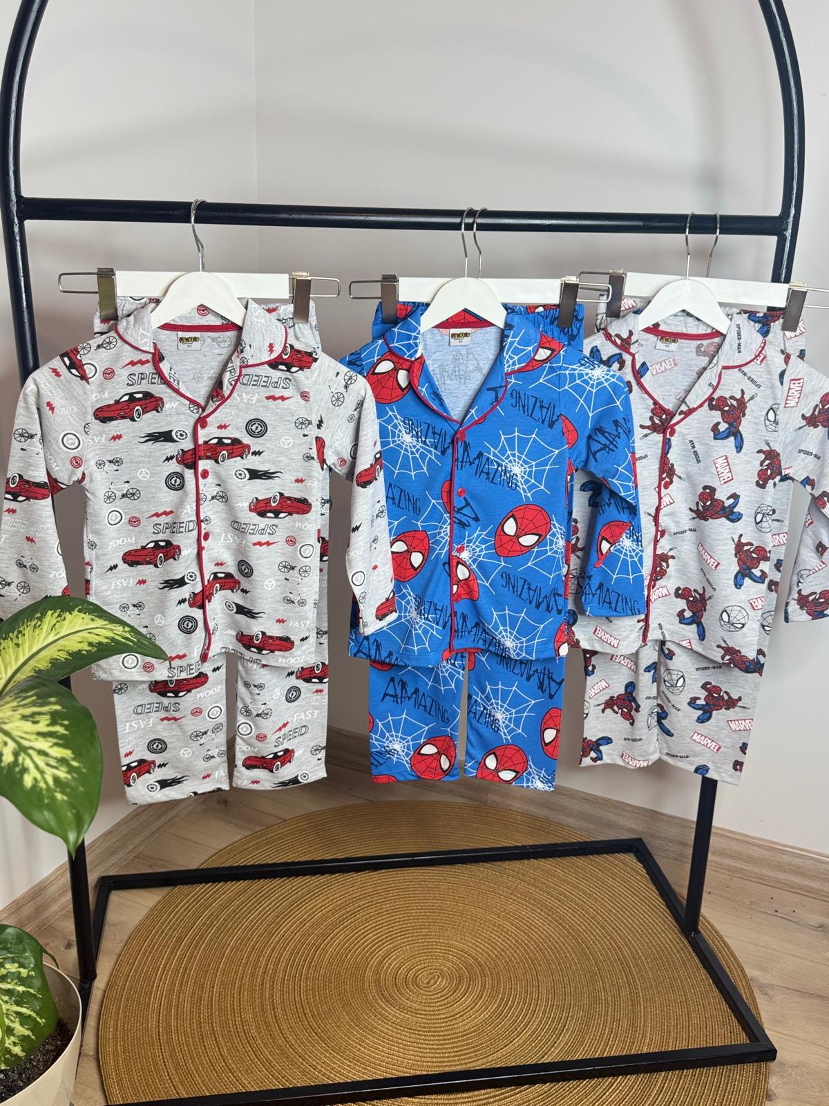 Spiderman Önden Düğmeli Pijama Takımı