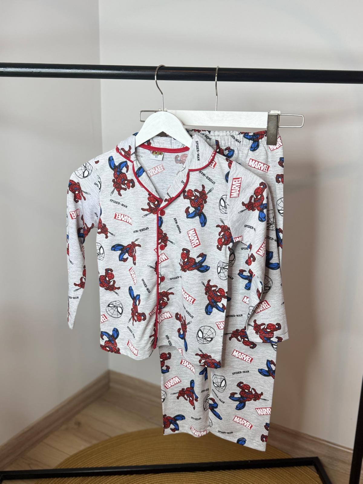 Spiderman Önden Düğmeli Pijama Takımı