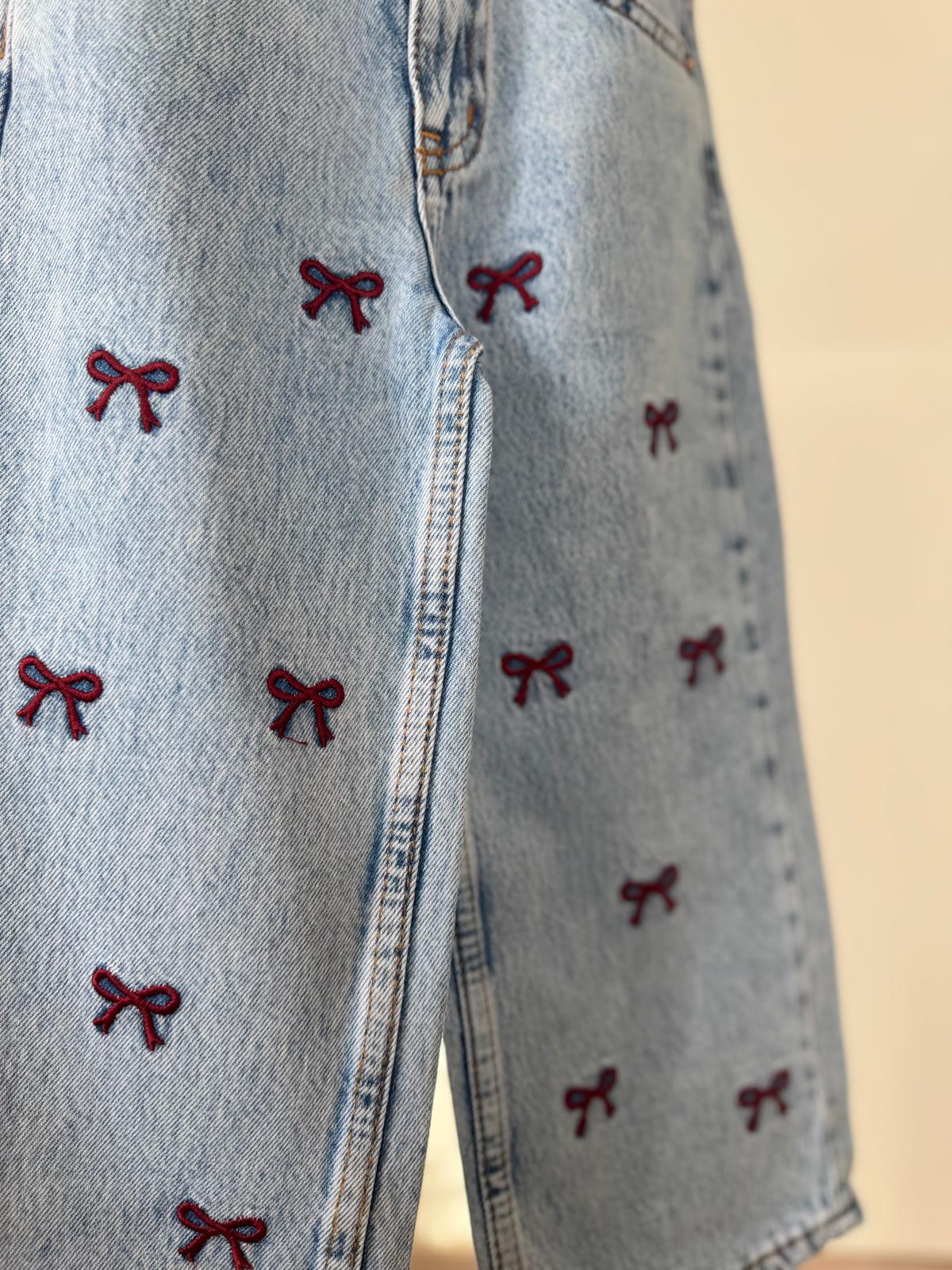 Kurdela İşlemeli İspanyol Paça Pantolon