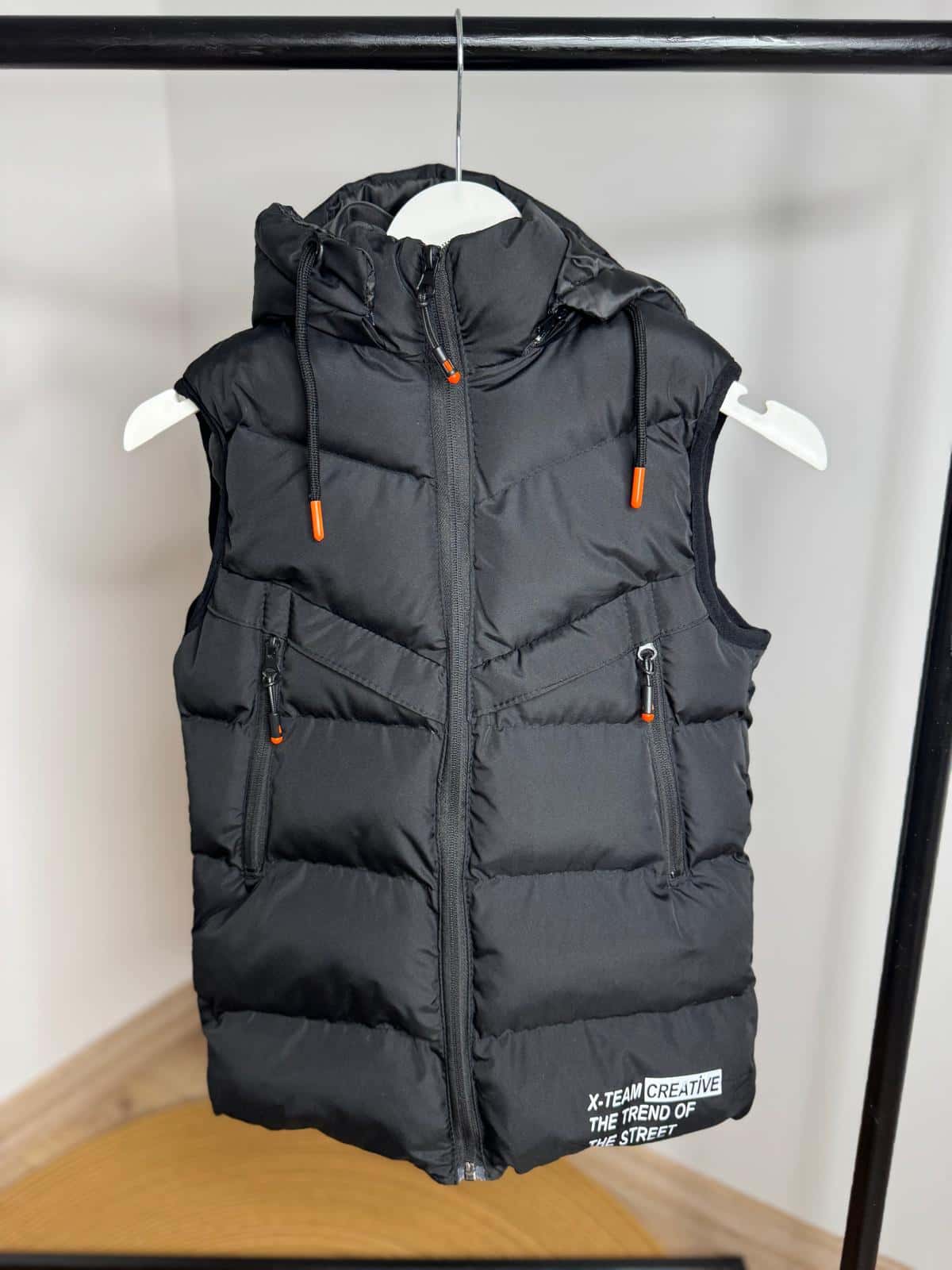 Kapüşonlu Erkek Çocuk Şişme Yelek YK-1012