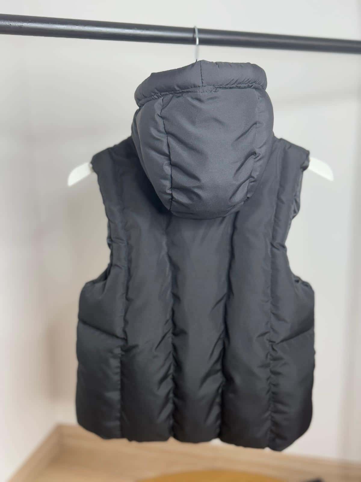 Kız Çocuk Siyah Kapüşonlu Şişme Yelek YK-1011