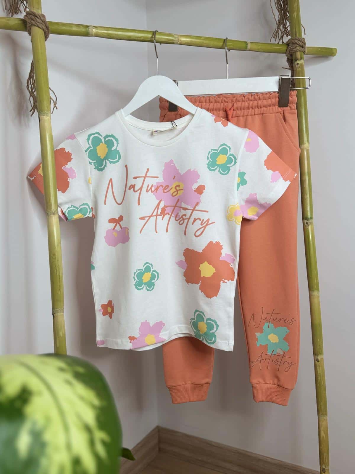 Çiçek Baskılı Eşofman Takımı