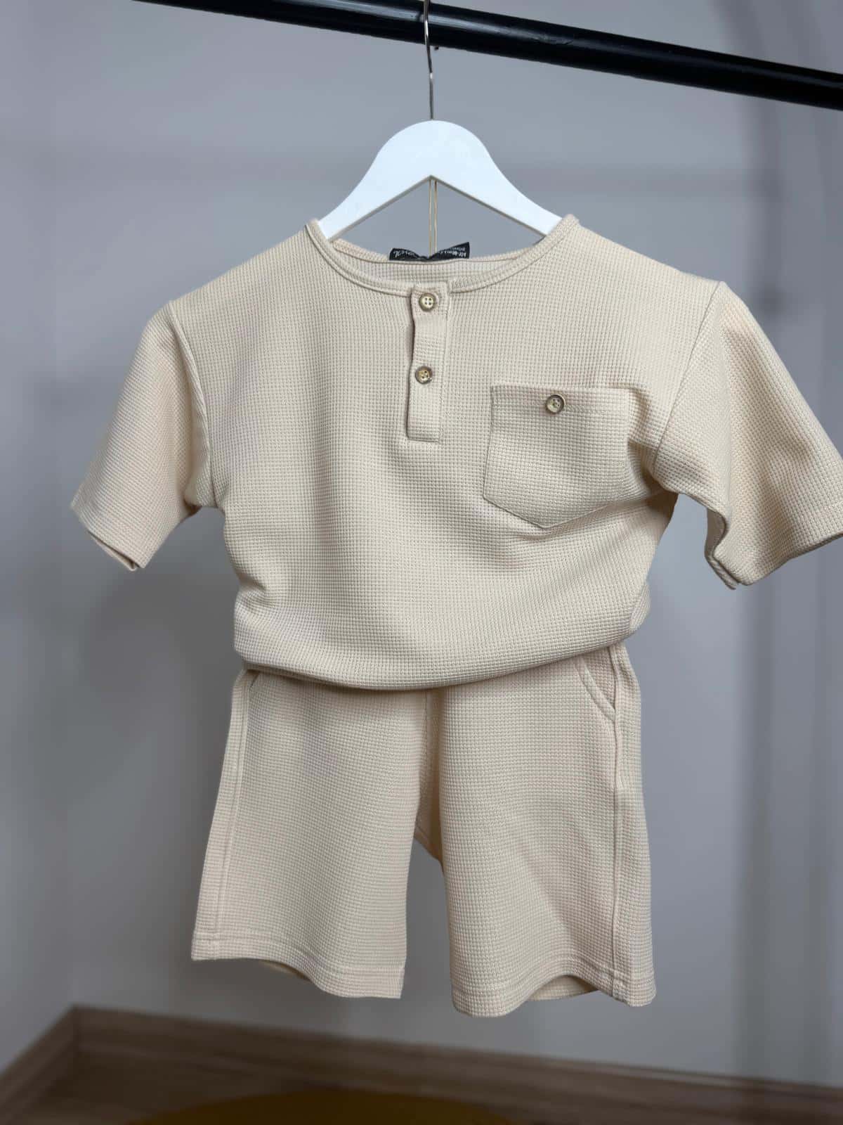 Krem Cepli Şortlu Takım